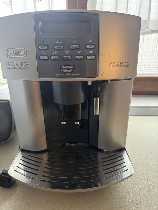 Espresor Delonghi Magnifica Elegance