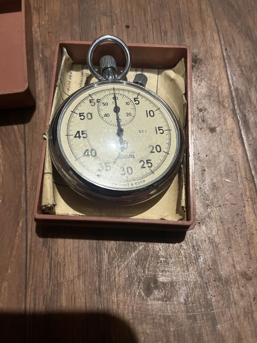 Продам секундомер