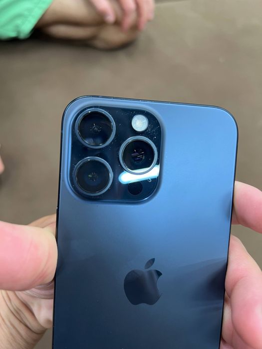 I phone 15 pro max 256