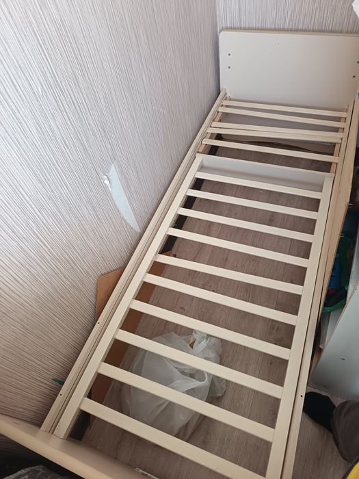 Кровать детская 173см