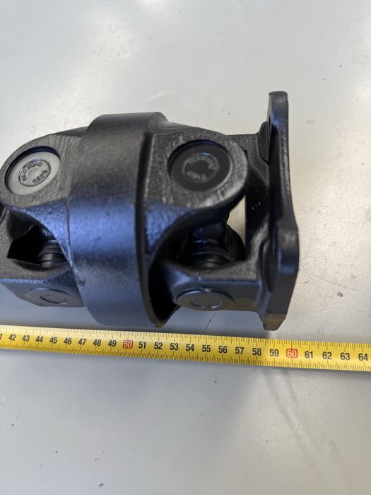 Cardan scurt / spate cu dubla cruce Nissan Patrol sau diferite proiecte