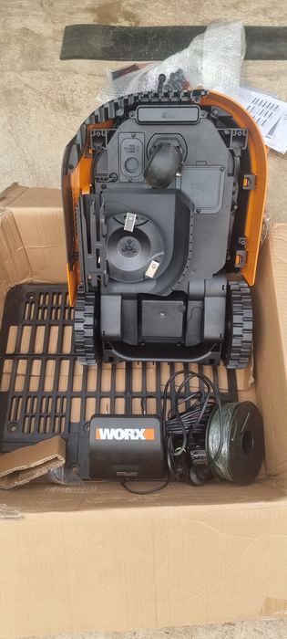 Robot tuns gazon/iarbă Word landroid m 500 plus wr 165 e