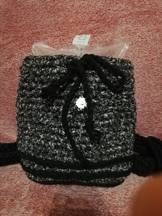 Ръчно плетена раница