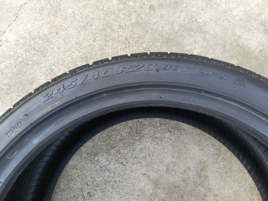 O anvelopa iarna 245 40 20 pirelli sottozero 2 profil de 7,8 mm