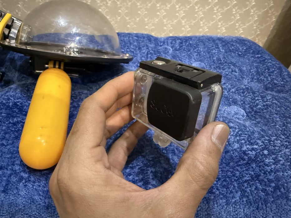 * экшен камера 4К с комплектом для дайвинга не дорого!