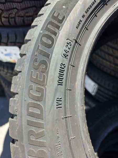 205/55/16 BRIDGESTONE 4бр  Runflat
