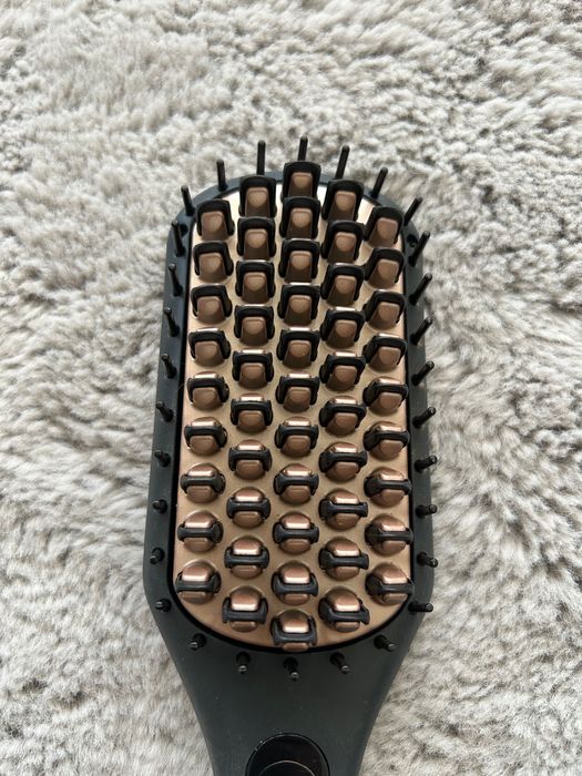 Perie par Remington pentru indreptat parul