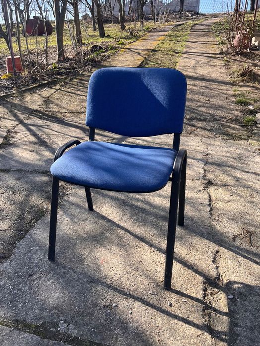 Scaun birou - 16 buc - cadru metalic, tapitat stofa albastra