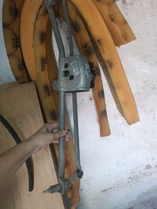 Запчасти на Ауди с4