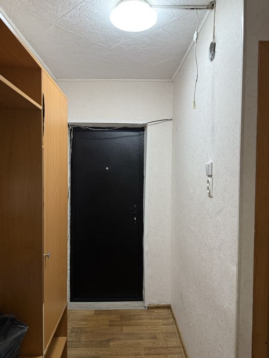 Продам двух комнатную квартиру