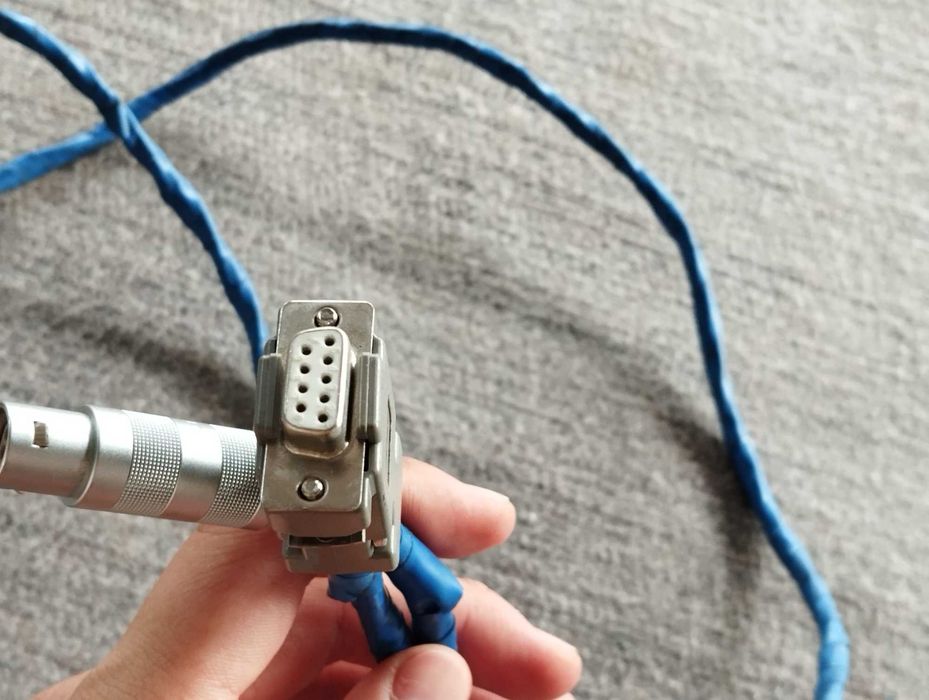 Замонавий газ олчаш асбобининг архивиданолинадиган малумот учун шнур