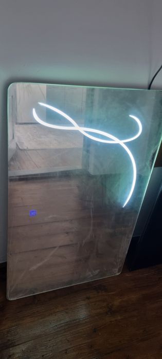 Oglinda baie cu led, noua