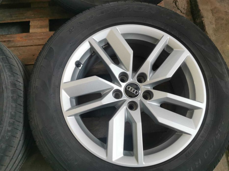 Jante Originale Audi Q 5 .R 18 .cu anvelope de vara