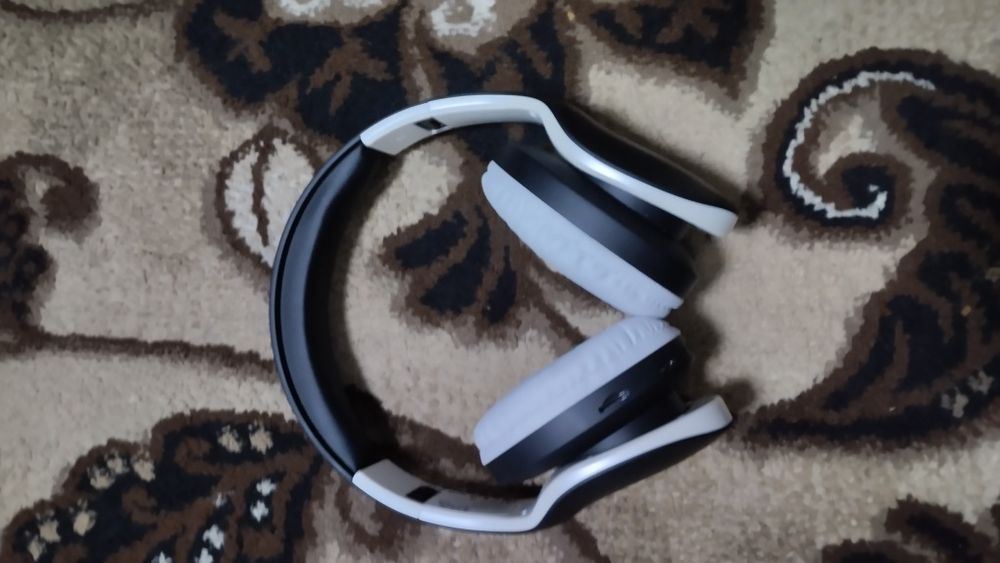 Наушник аксессуары