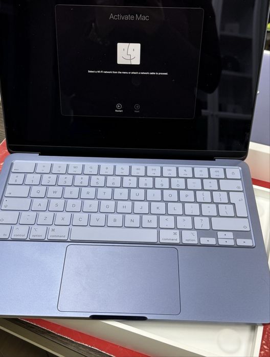 KATO НОВ 256GB MacBook Neo 13” 8GB ГАРАНЦИЯ Technopolis до 2027 Indigo