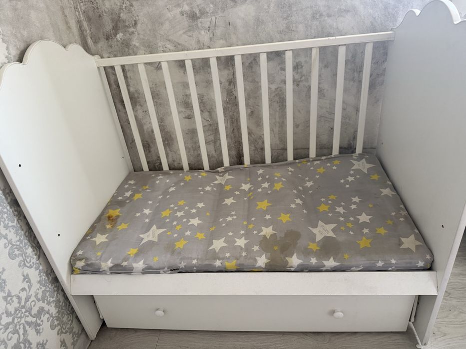 Продам детскую манеж
