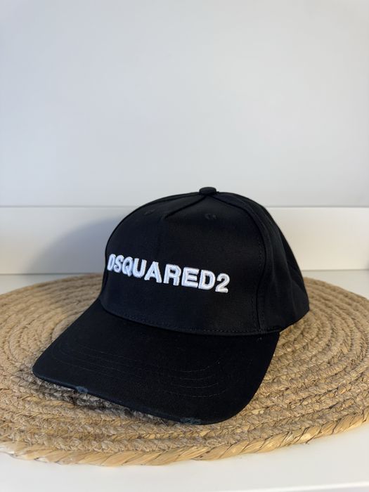 Шапка Dsquared2 с козирка