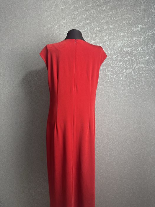 Вечернее элегантное платье