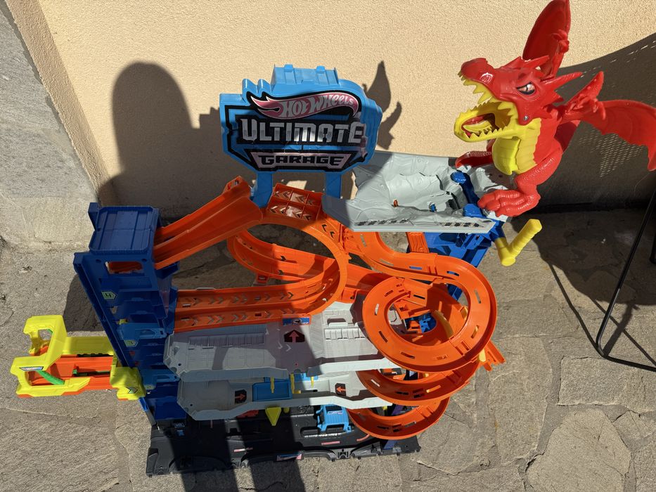 Hot Wheels® Мега гараж с Дракон - City Ultimate Garage™