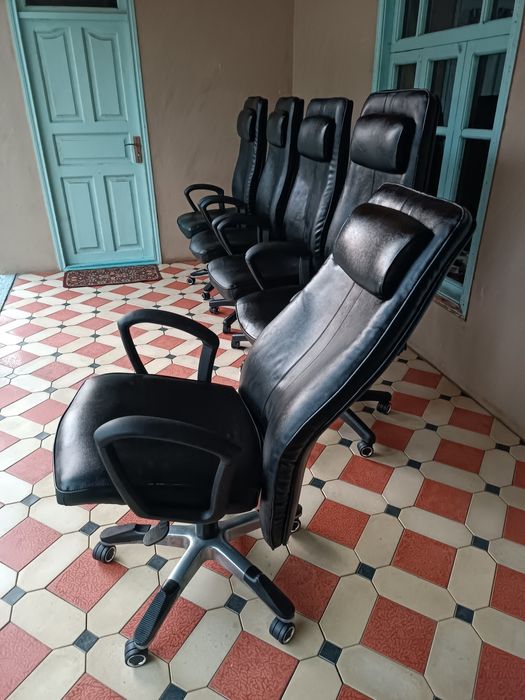 Ofis kreslolari sotiladi