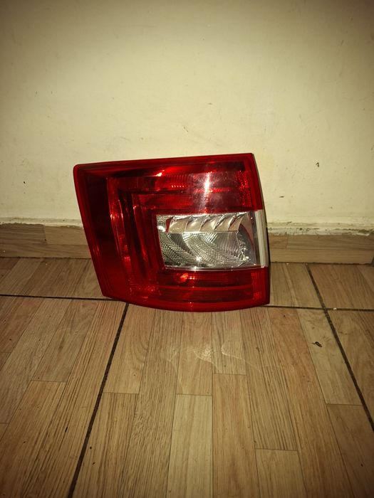 stop oglinda far skoda octavia 3 break