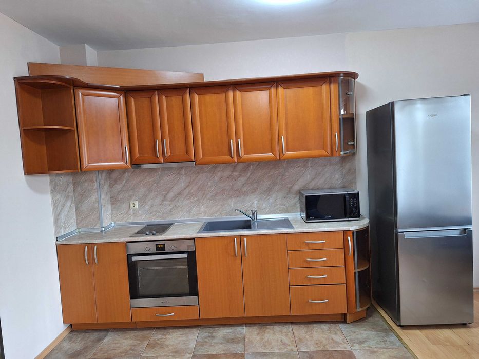 Дава се под наем Тристаен апартамент в Пловдив, Гагарин - 86 кв.м за 490 € - Снимка #3