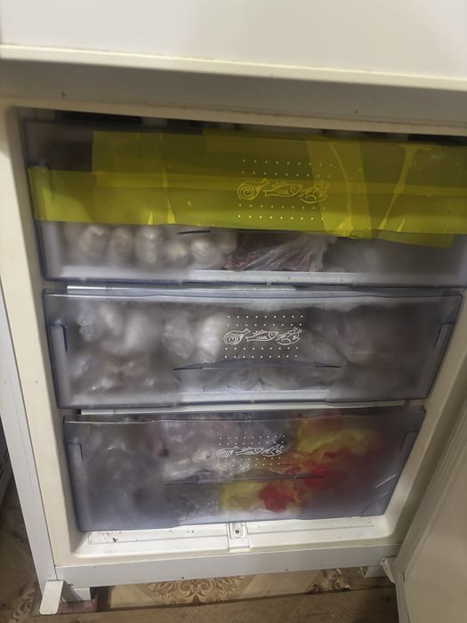 Продам холодильник