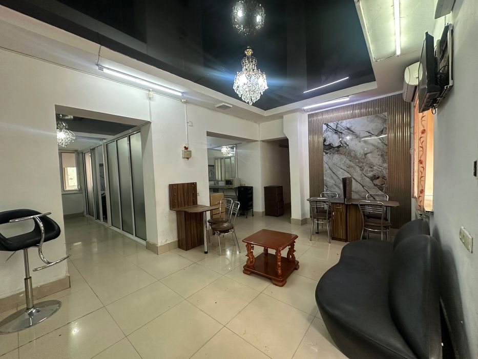 Коммерция сатылады 164 кв