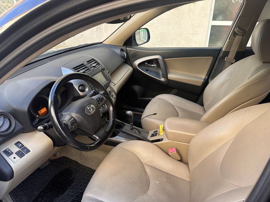 Toyota RAV 4 2,2 дизел 4х4