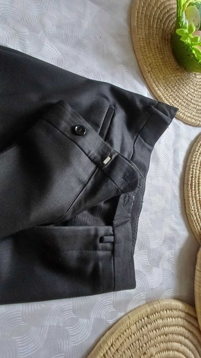 Costum bărbați negru,Slim ,mărimea L purtat o singură data