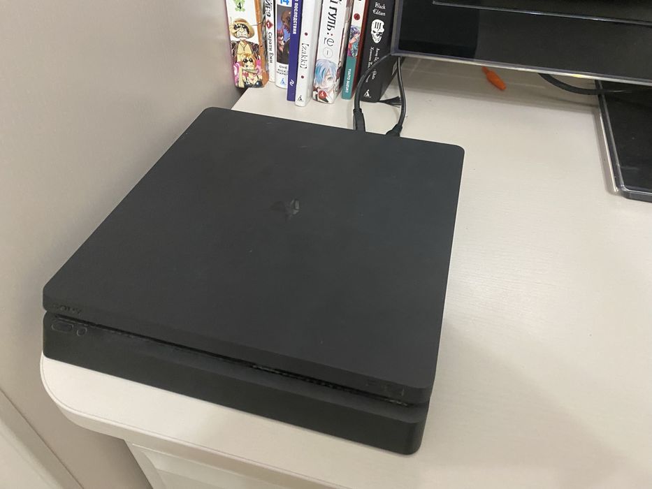 PlayStation 4 500 гб