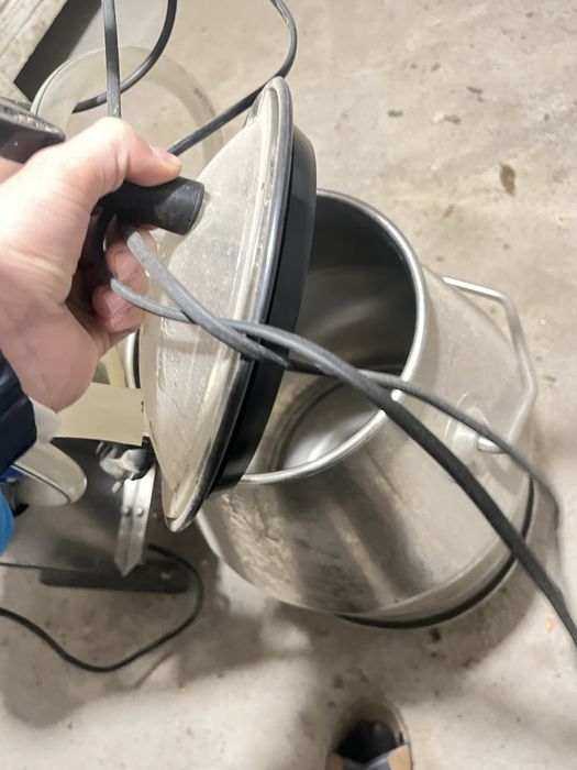 Бие, сиыр ешкі сауатын апарат