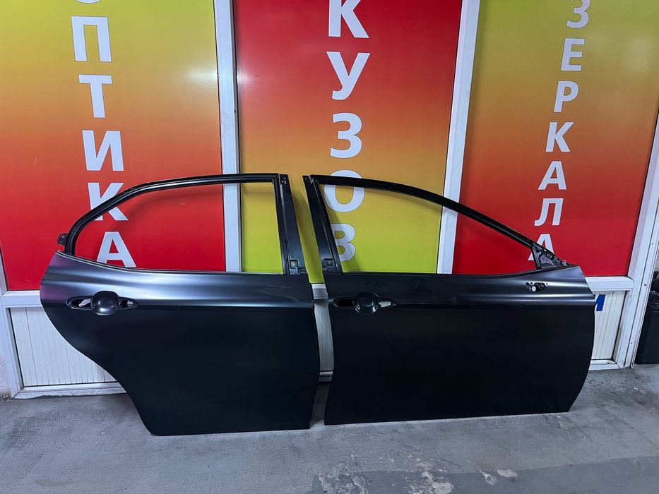 Двери на Camry 70