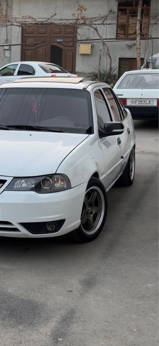 R15 sport diska yangi sotiladi