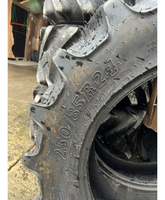 ANVELOPA 250/85 R24 BKT AGRIMAX RT855 109A8/B TL  Cauciucuri tractor, Fiat, Case, Fendt, John Deere, New Holland, Massey Ferguson, UTB   Cauciucuri tr