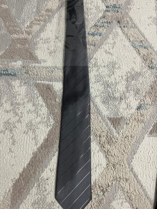 Продам 3 новых галстука