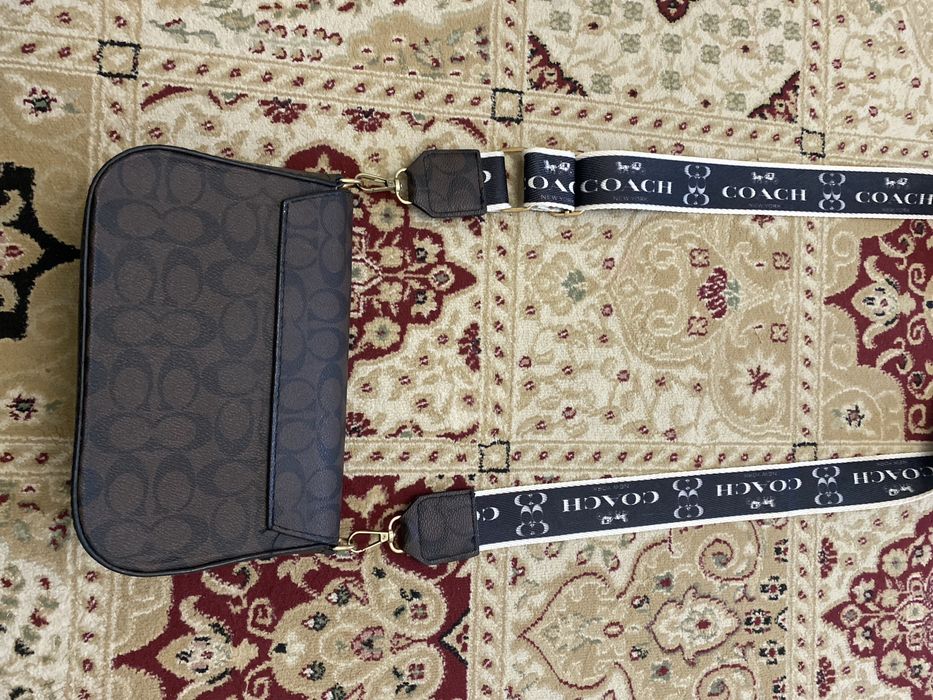 Продам сумку coach