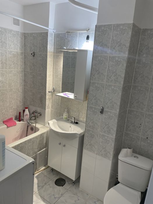Persoana fizica inchiriez apartament cu 2 camere Poitiers