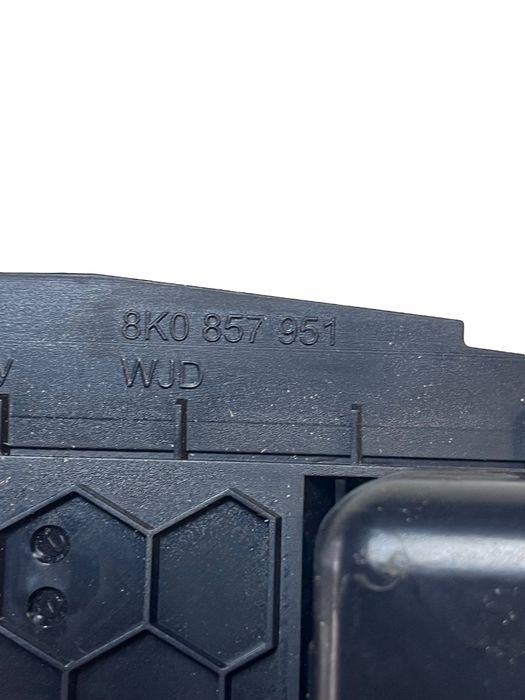 Scrumiera Cu Bricheta Audi A5/S5 8T3 2007 - 2017 8K0857951