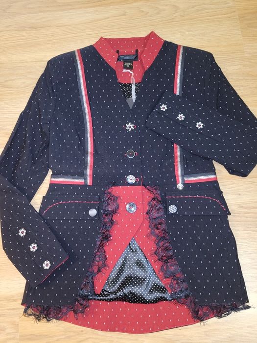 Ново сако Lucy Луци