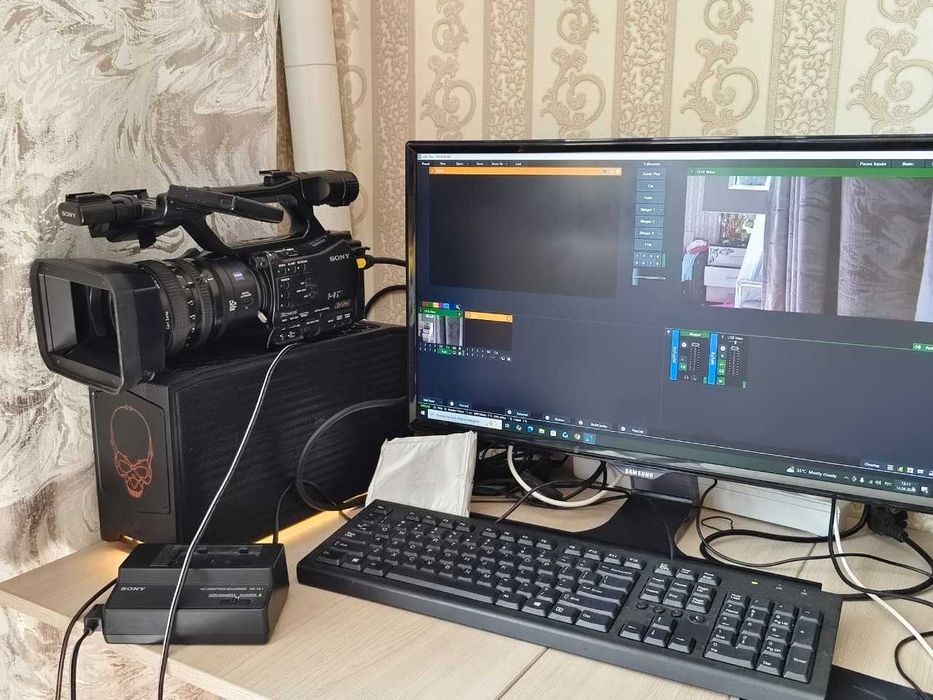 Видеокамера Sony HVR-Z7E