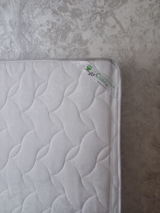 Продам односпальную кровать.