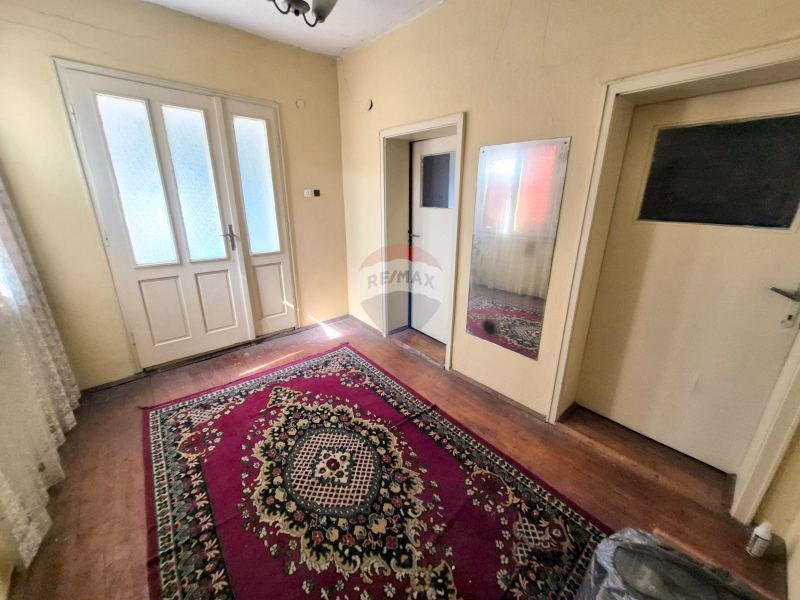 Продава се Къща в Белослав - 174 кв.м за 567 €/кв.м - Снимка #3