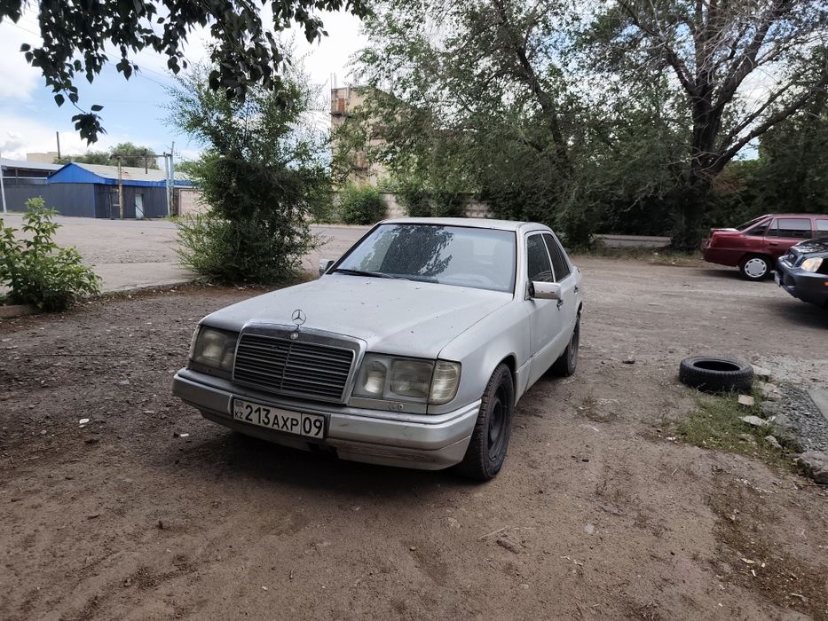 Mersedes-benz e260