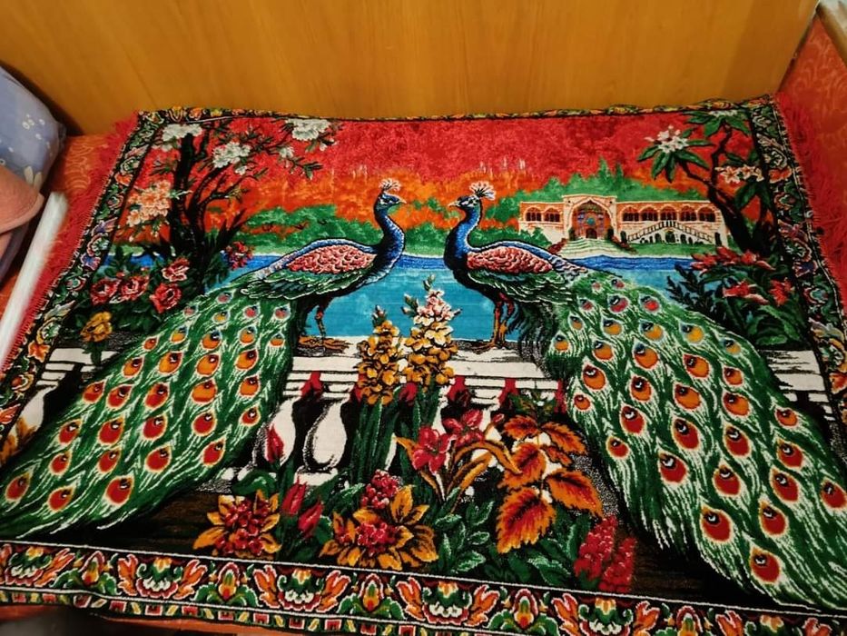 Carpete persane nefolosite