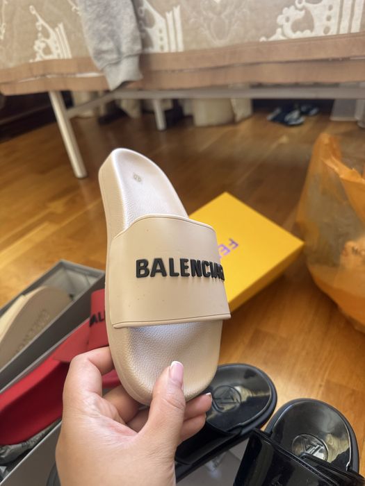 Сланцы Balenciaga