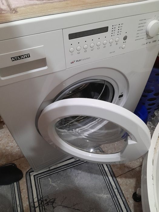 Продам стиральную машину