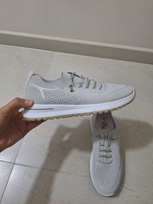 Продам качественный кроссовки