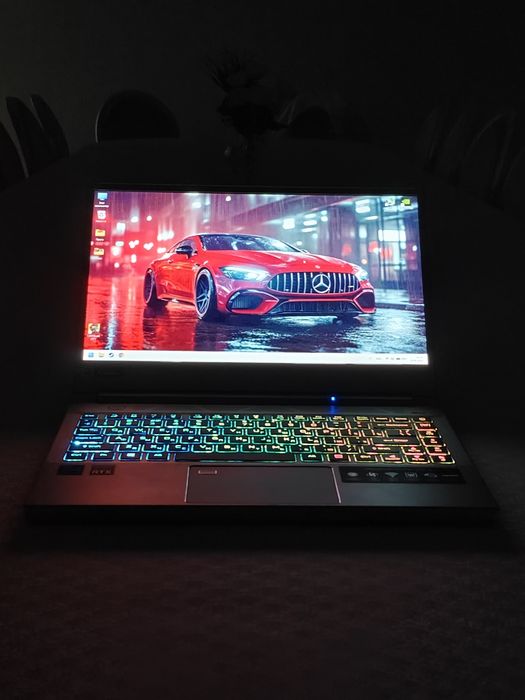Продам игровой ноутбук Acer Predator Triton