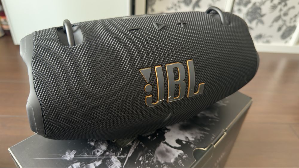 JBL Xtreme 4 full box